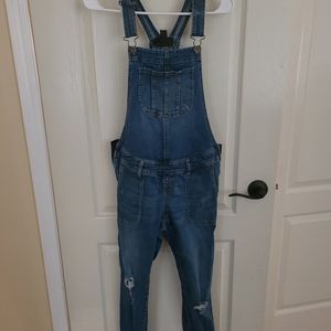 Maternity overalls